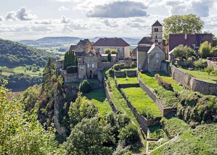 Gite 4 Personnes Proche Des Cascades Du Herisson Doucier Exterior foto